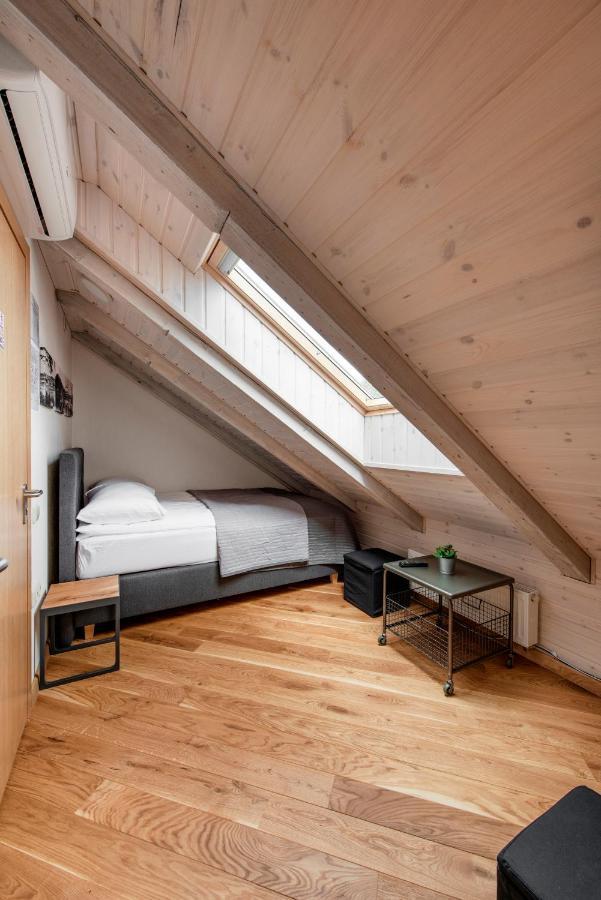 Small Attic In Old Town Апартаменти